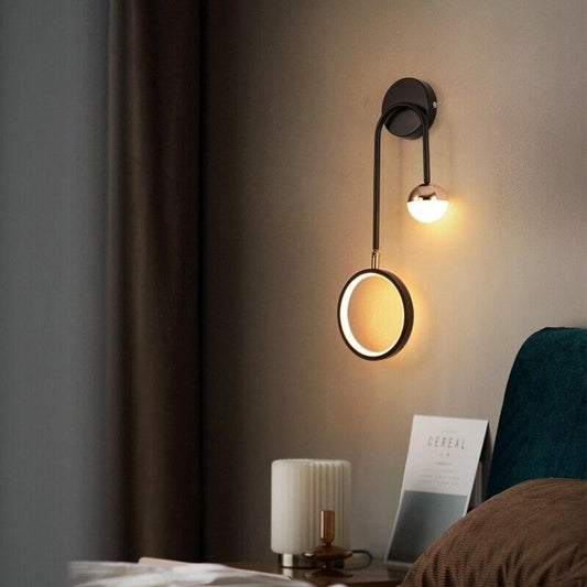 Lampada da Parete Moderna con Illuminazione LED Elegante, Applique da Parete Nera per Ambienti Contemporanei - 48 cm x 15 cm x 10 cm 1